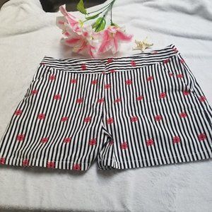 ❤️🛍️ Joe Fresh Black and White Shorts  Size 12❤️🛍️